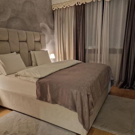 Appartamento Beograd Na Vodi - BW Vista Luxury Esterno foto