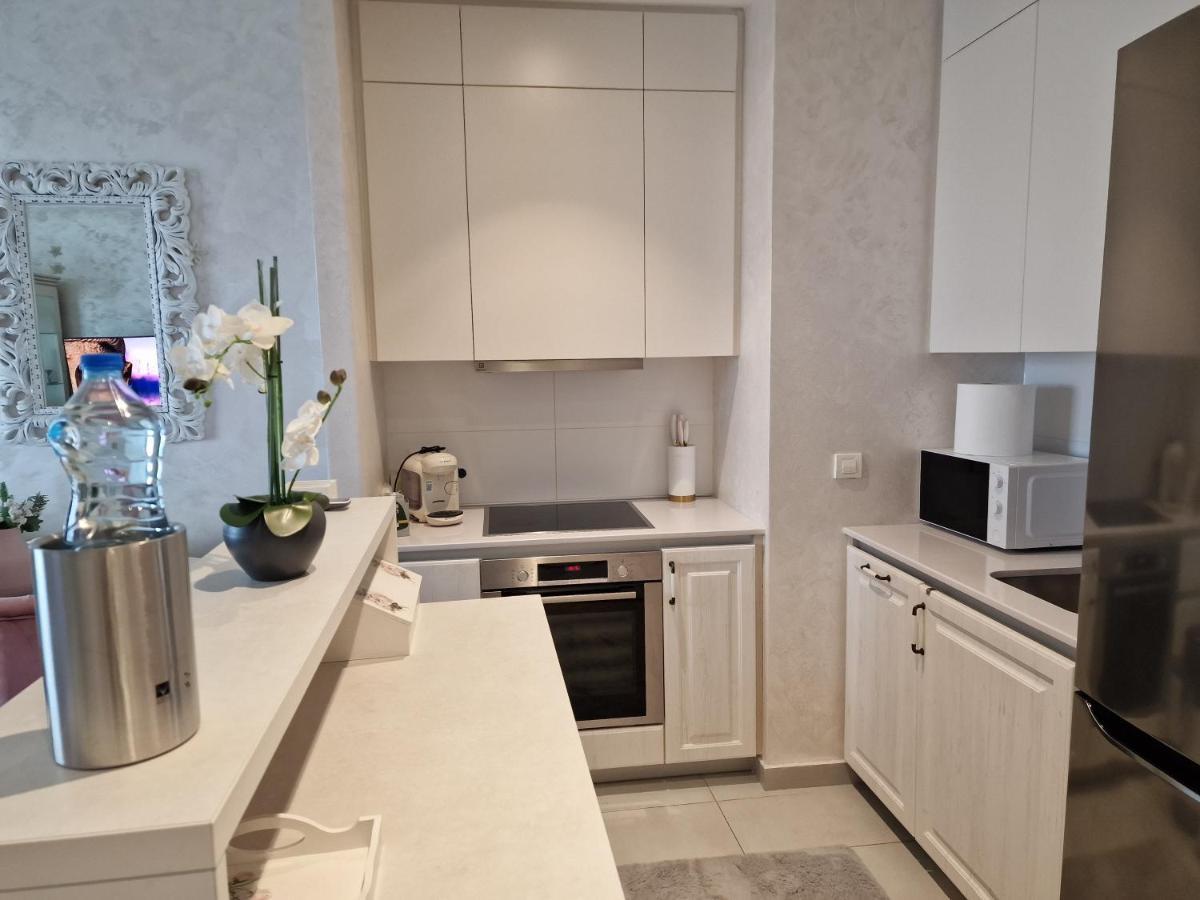 Appartamento Beograd Na Vodi - BW Vista Luxury Esterno foto