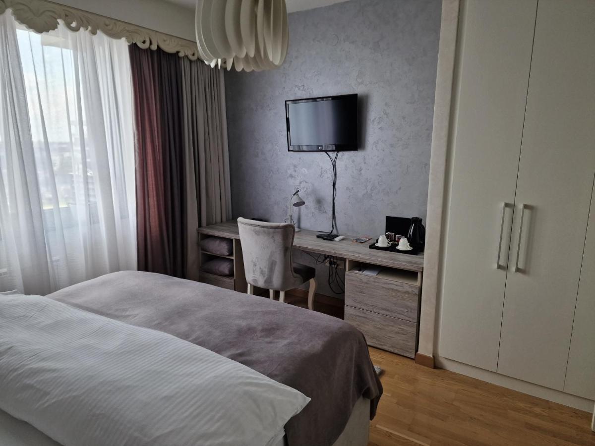 Appartamento Beograd Na Vodi - BW Vista Luxury Esterno foto